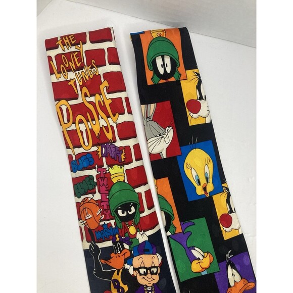 Vintage Lot of 2 Looney Tunes Mania Warner Bros. Bugs Taz Tweety Elmer Neck Ties - Picture 3 of 5